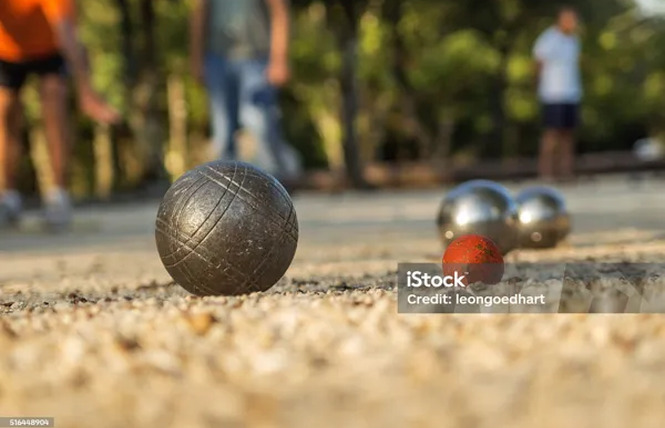 Concours de pétanque à Combelles Aveyron Vacances 2 - Le Monastère
